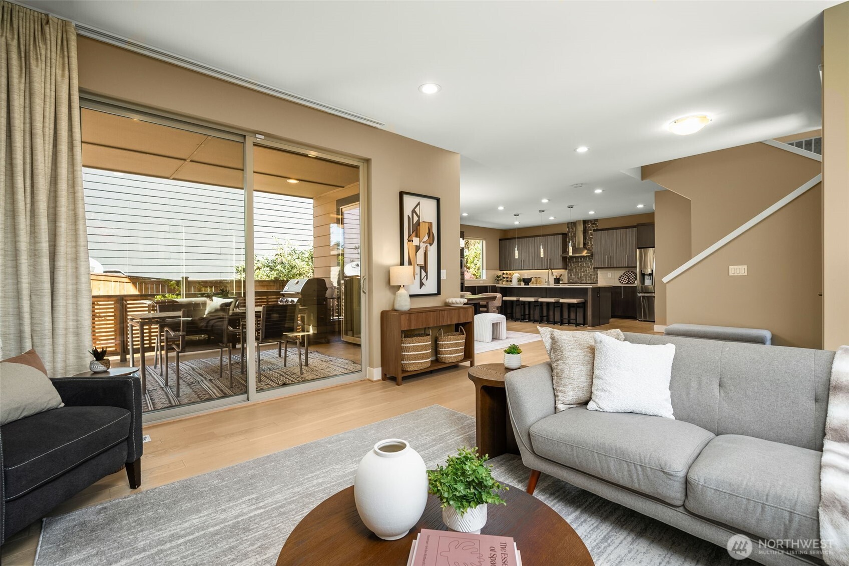 11222 116th Place NE #L4, Kirkland, WA 98033