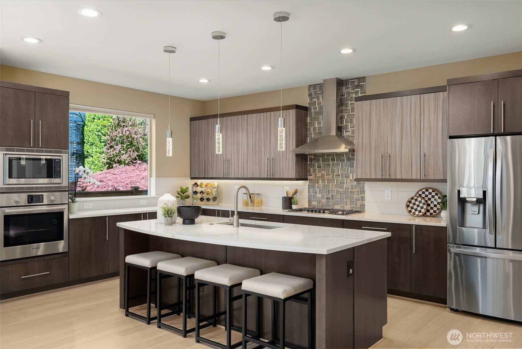 11222 116th Place NE #L4, Kirkland, WA 98033