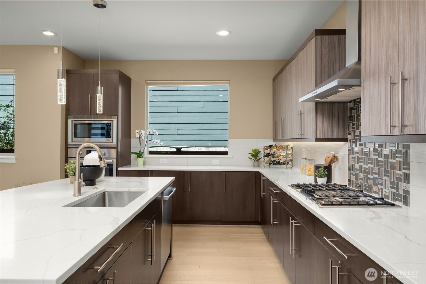11222 116th Place NE #L4, Kirkland, WA 98033