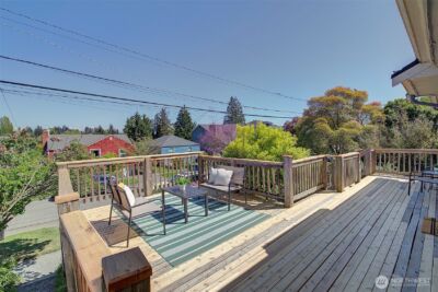6827 36th Avenue NE, Seattle, WA 98115 - Photo 3