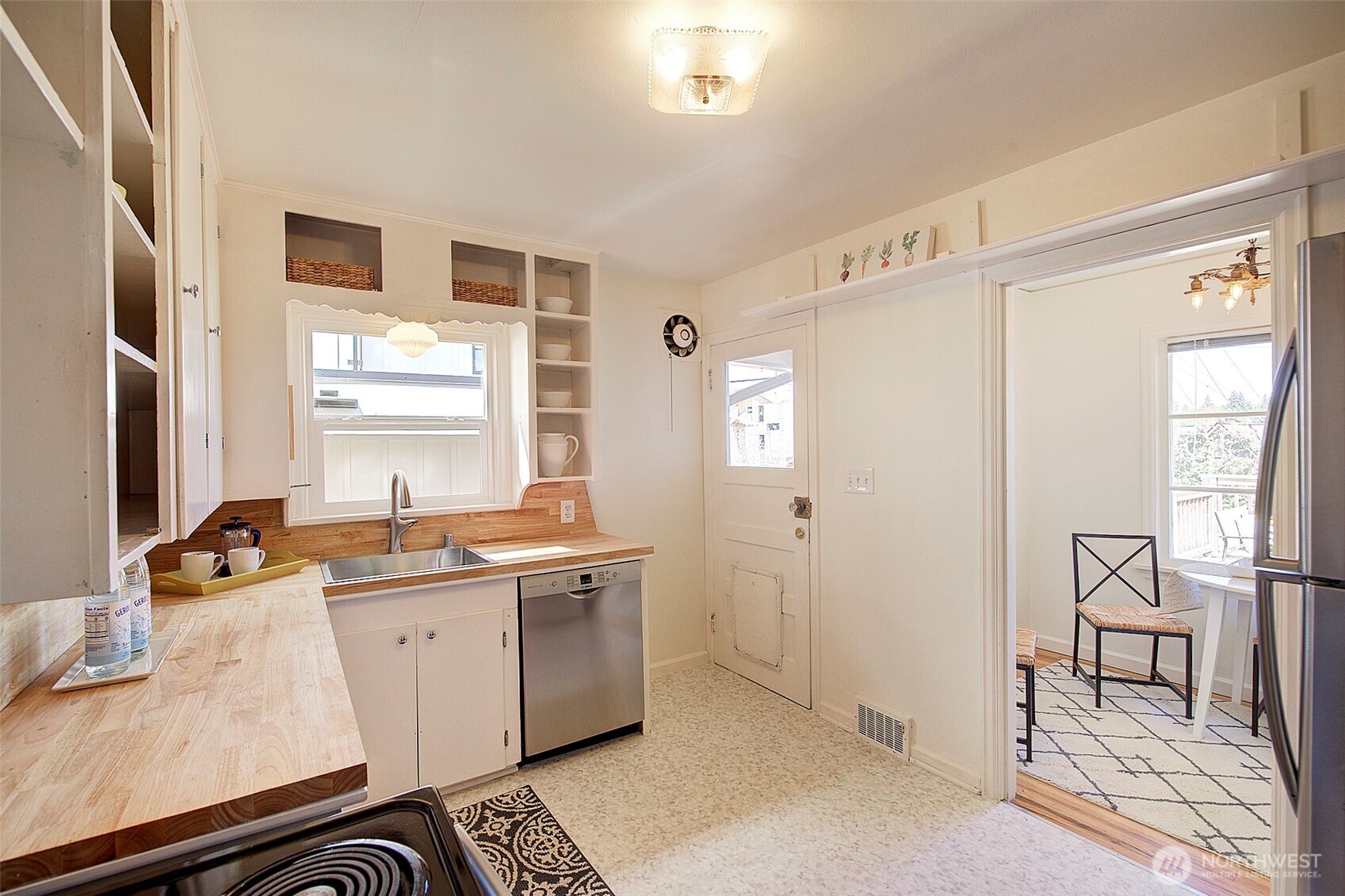 6827 36th Avenue NE, Seattle, WA 98115