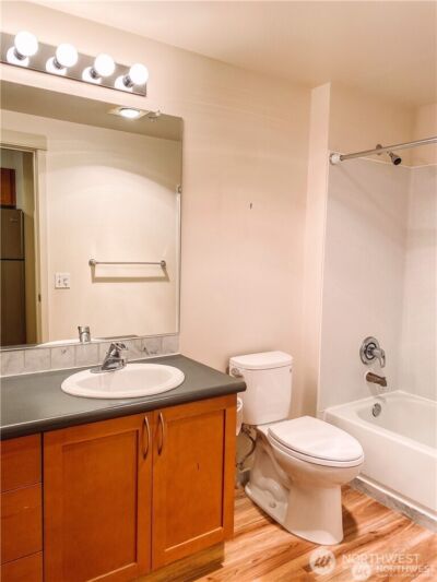 111 108th Avenue NE #A307, Bellevue, WA 98004 - Photo 3