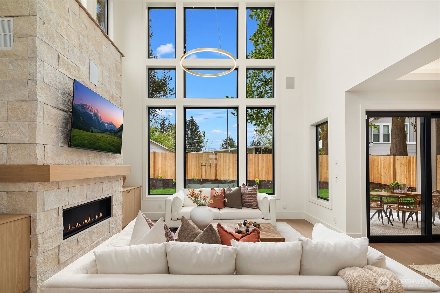 1032 107th Avenue SE, Bellevue, WA 98004