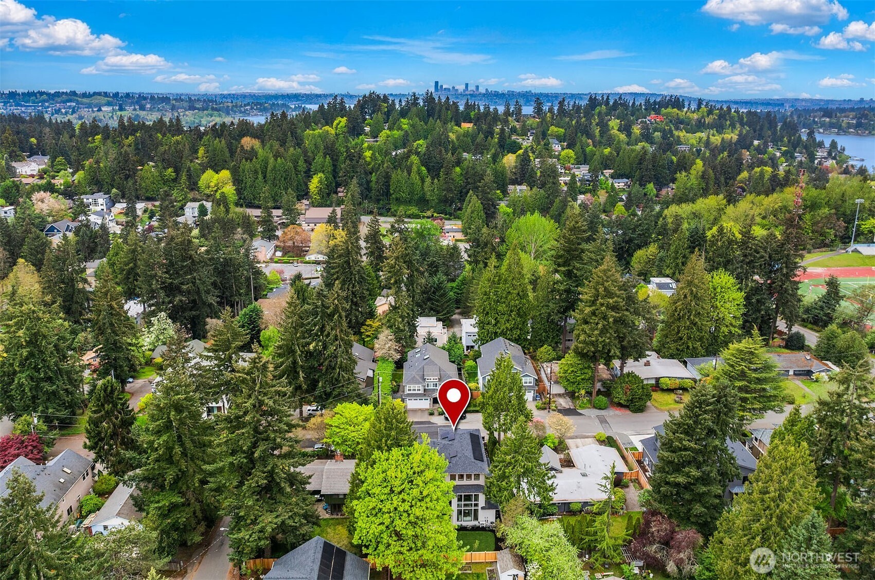 1032 107th Avenue SE, Bellevue, WA 98004