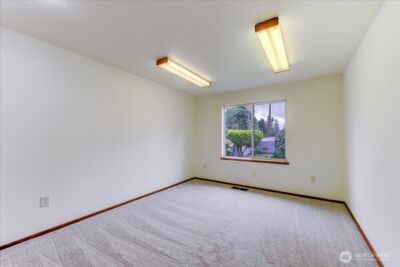 20426 Dayton Avenue N, Shoreline, WA 98133 - Photo 17