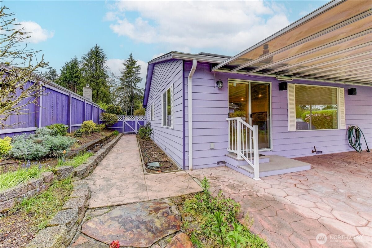 20426 Dayton Avenue N, Shoreline, WA 98133