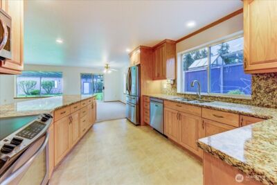 20426 Dayton Avenue N, Shoreline, WA 98133 - Photo 8