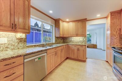 20426 Dayton Avenue N, Shoreline, WA 98133 - Photo 9