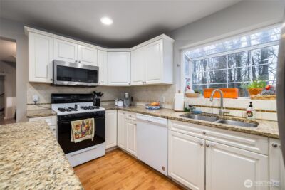 9543 Columbia Way , Sedro Woolley, WA 98284 - Photo 19
