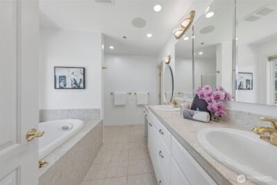 23410 SE 160th Place , Issaquah, WA 98027 - Photo 17