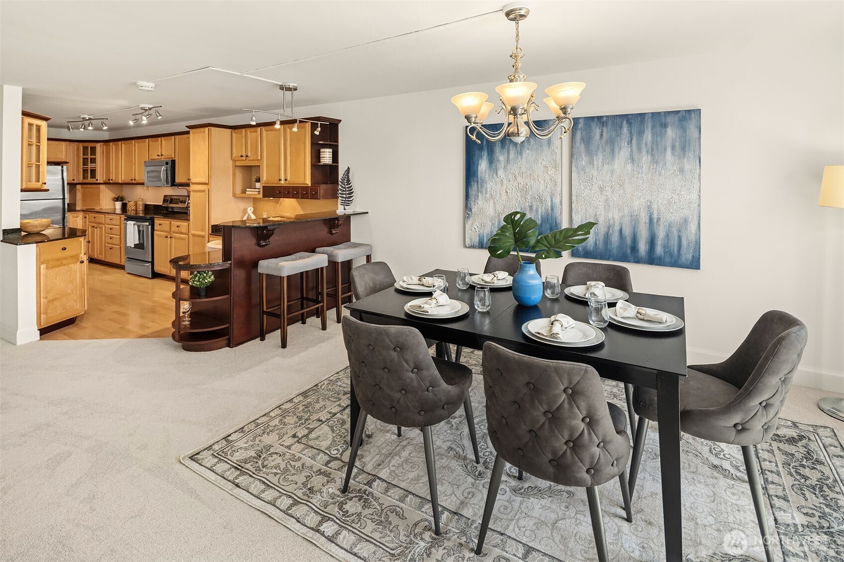 9909 NE 1st Street #104, Bellevue, WA 98004