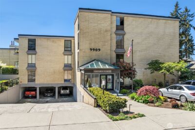 9909 NE 1st Street #104, Bellevue, WA 98004 - Photo 4