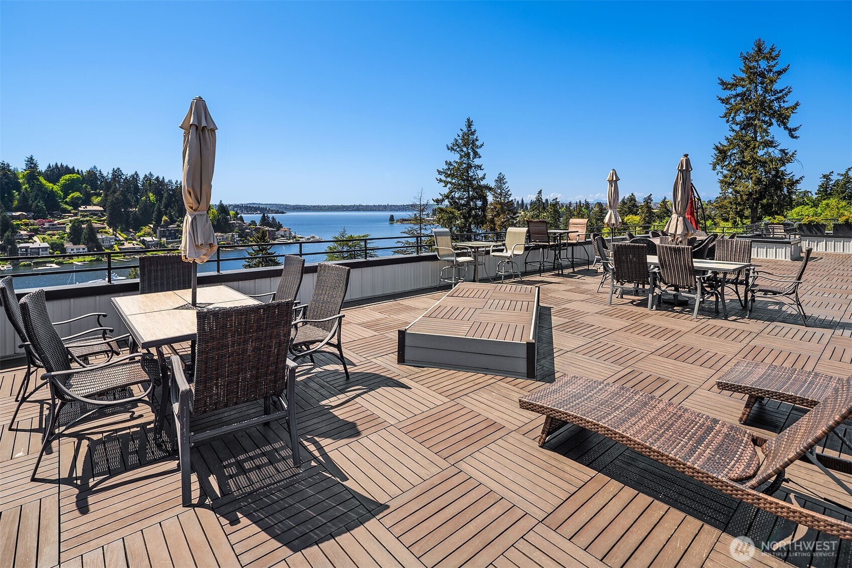 9909 NE 1st Street #104, Bellevue, WA 98004