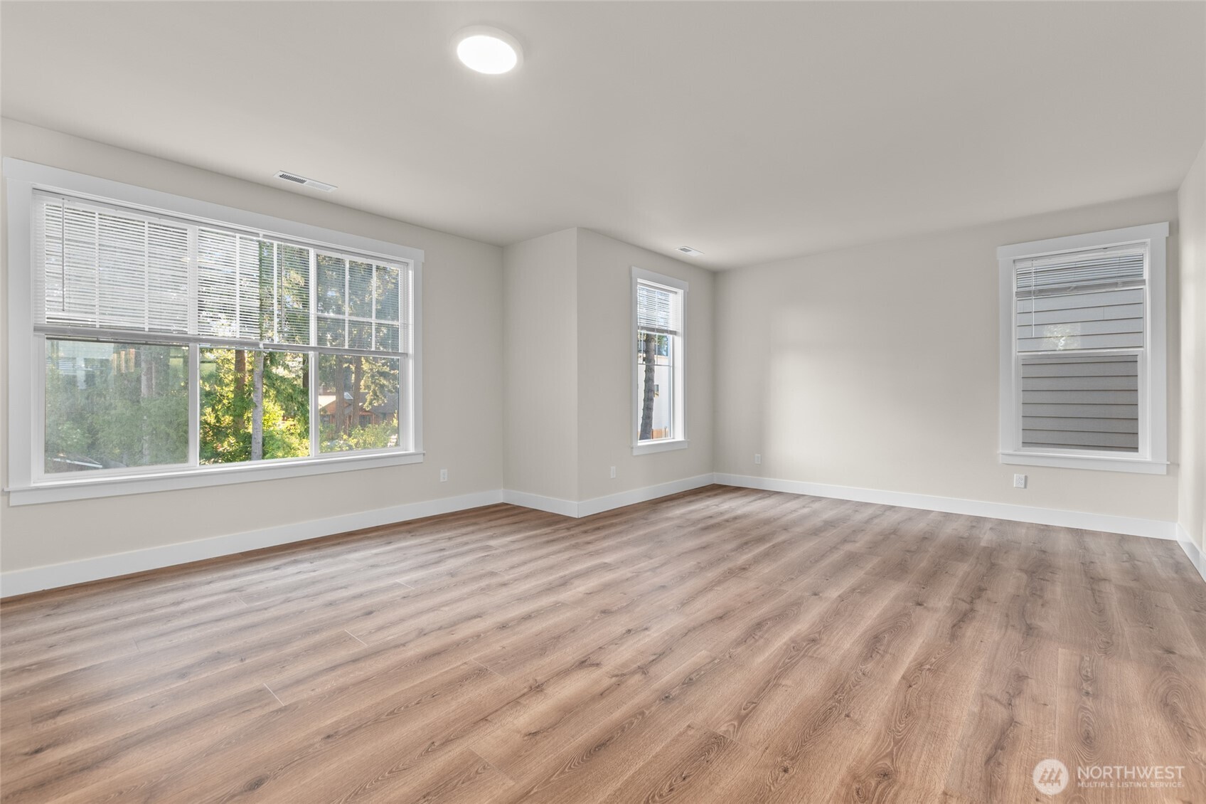23205 89th Avenue W #8, Edmonds, WA 98026