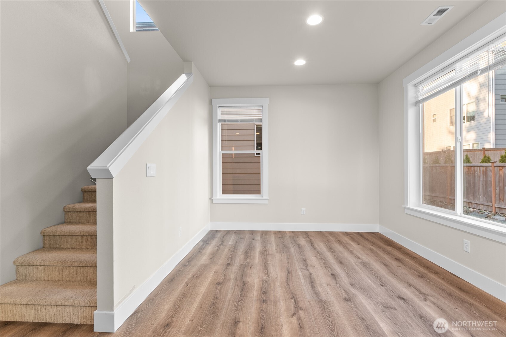 23205 89th Avenue W #8, Edmonds, WA 98026