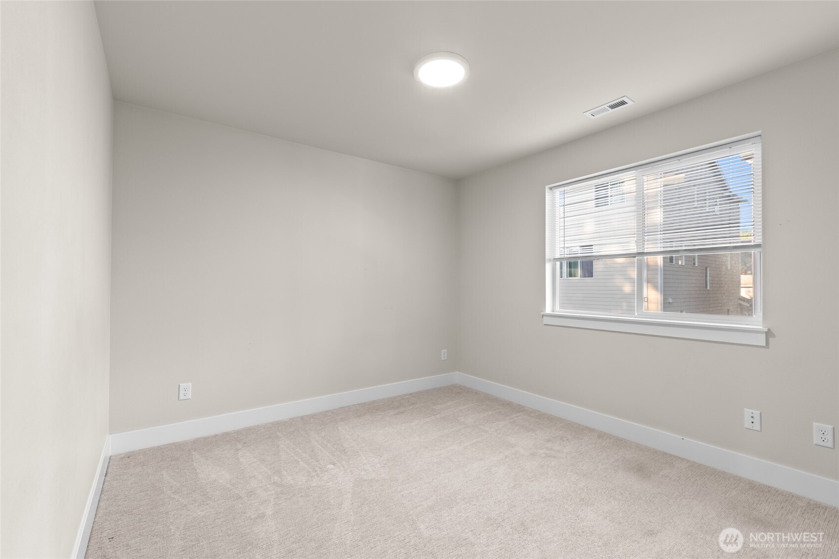 23205 89th Avenue W #8, Edmonds, WA 98026
