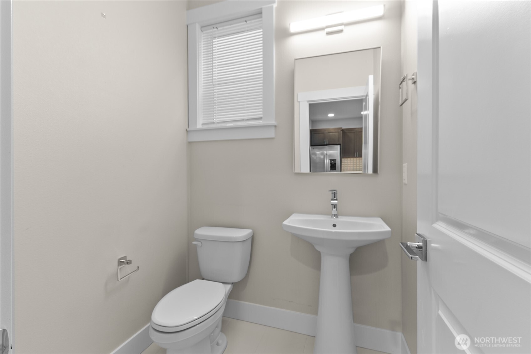 23205 89th Avenue W #8, Edmonds, WA 98026