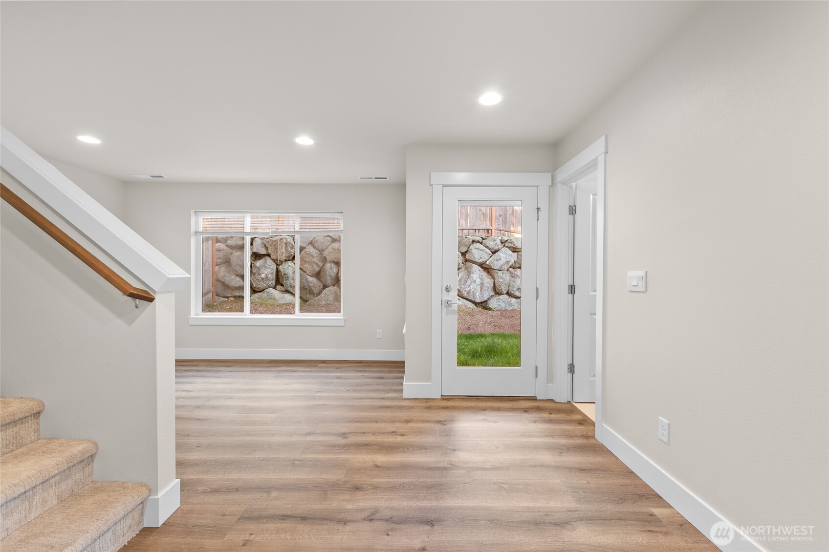 23205 89th Avenue W #8, Edmonds, WA 98026