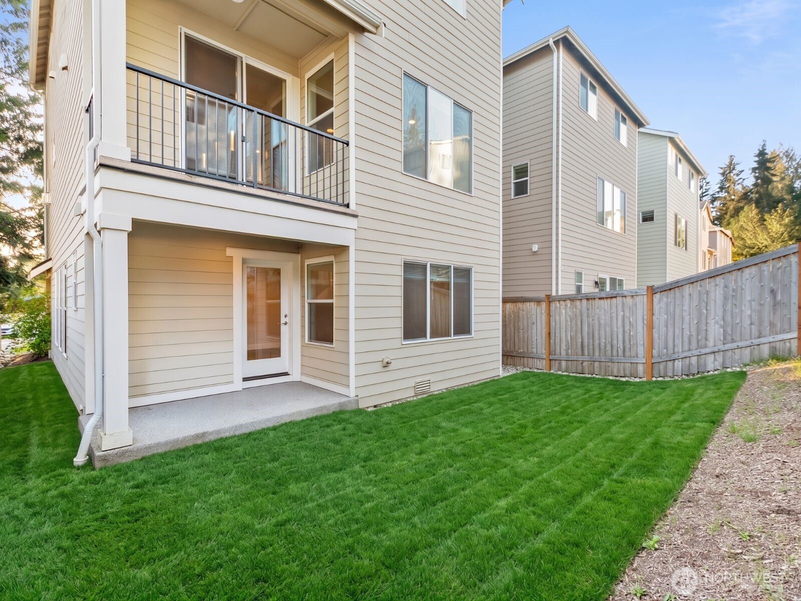 23205 89th Avenue W #8, Edmonds, WA 98026