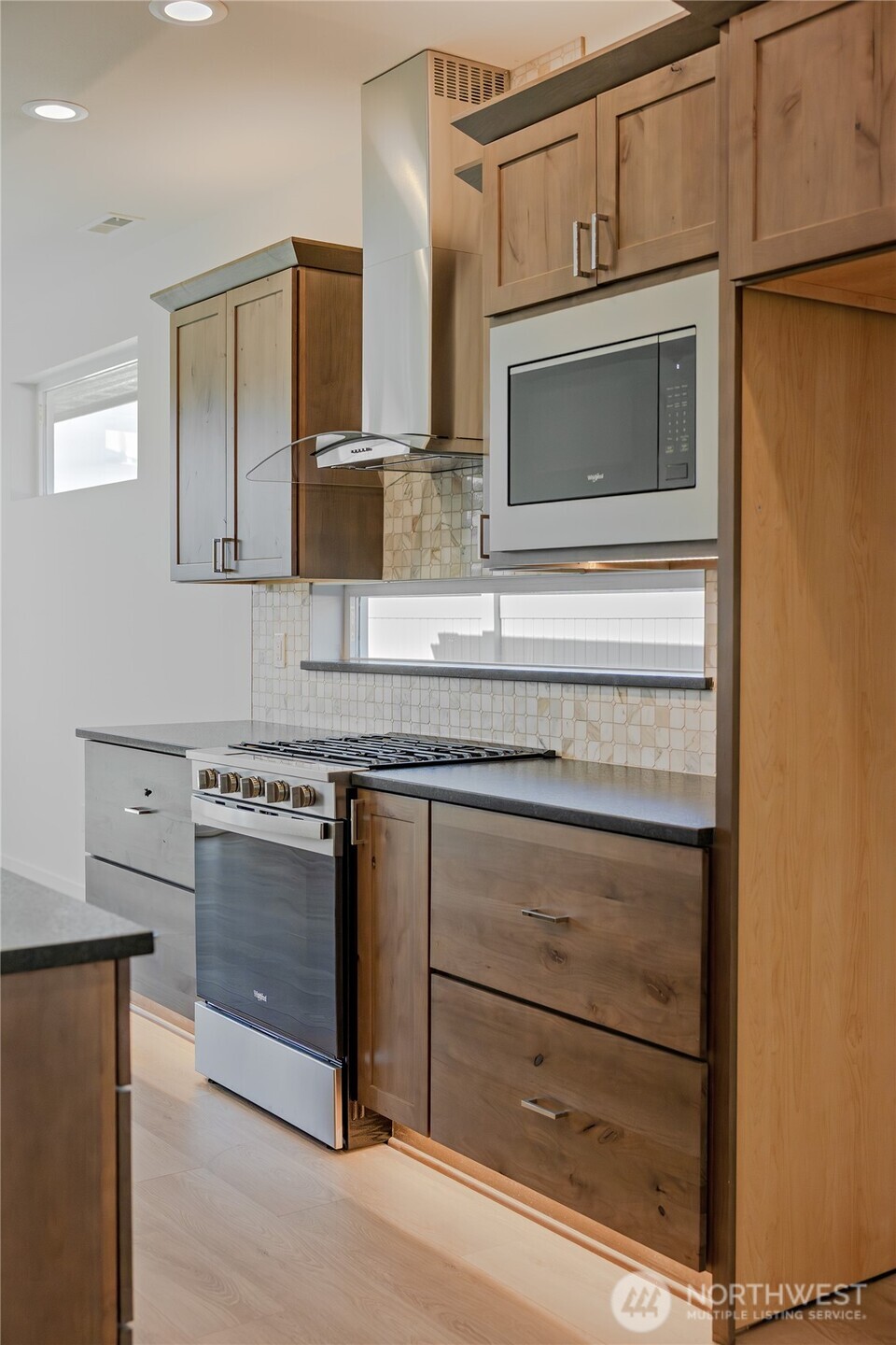 106 E Chinook Road , Ellensburg, WA 98926