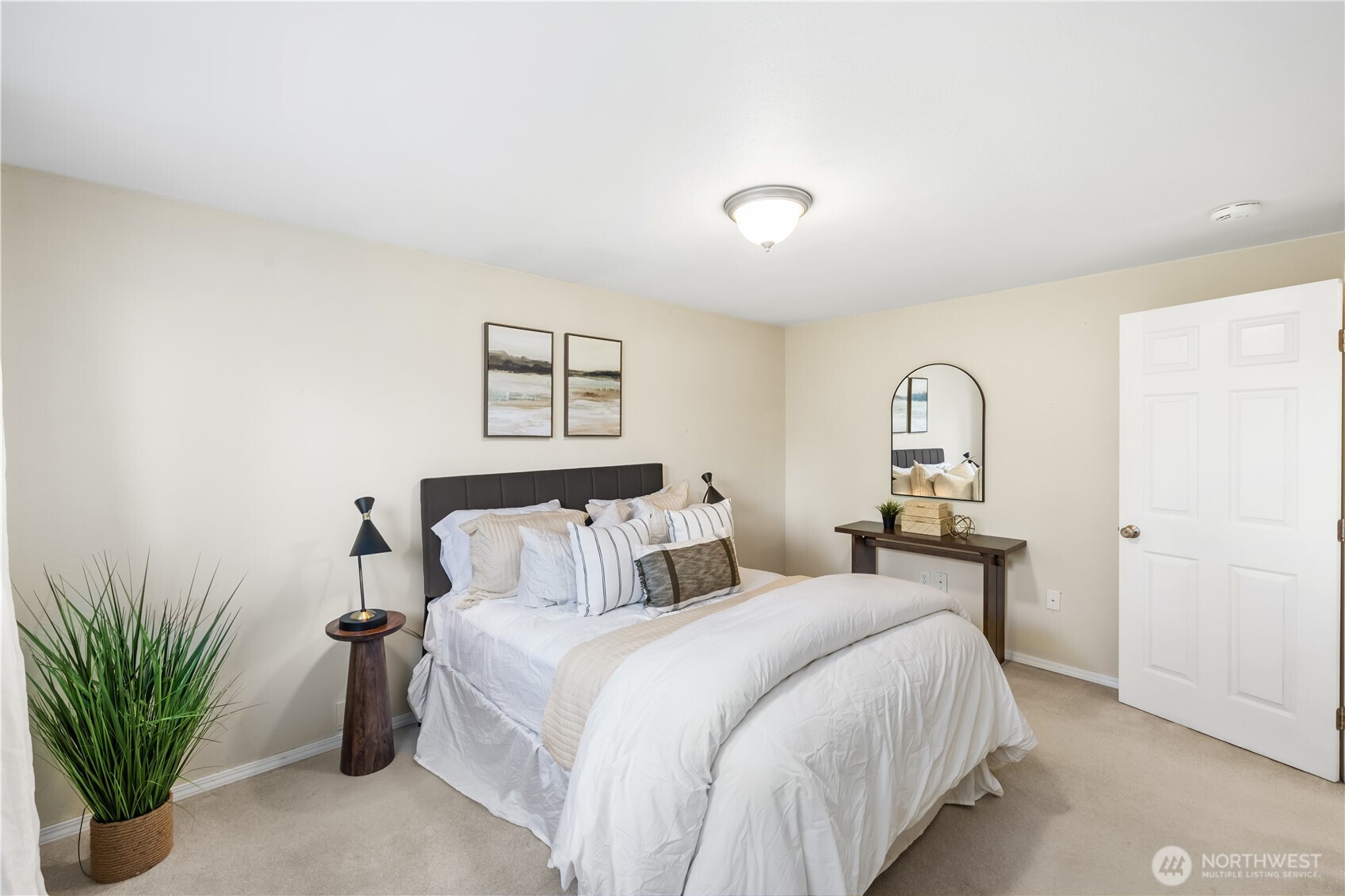 7025 S L Street , Tacoma, WA 98408-3127