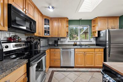 21520 36th Avenue Ct E, Spanaway, WA 98387 - Photo 9