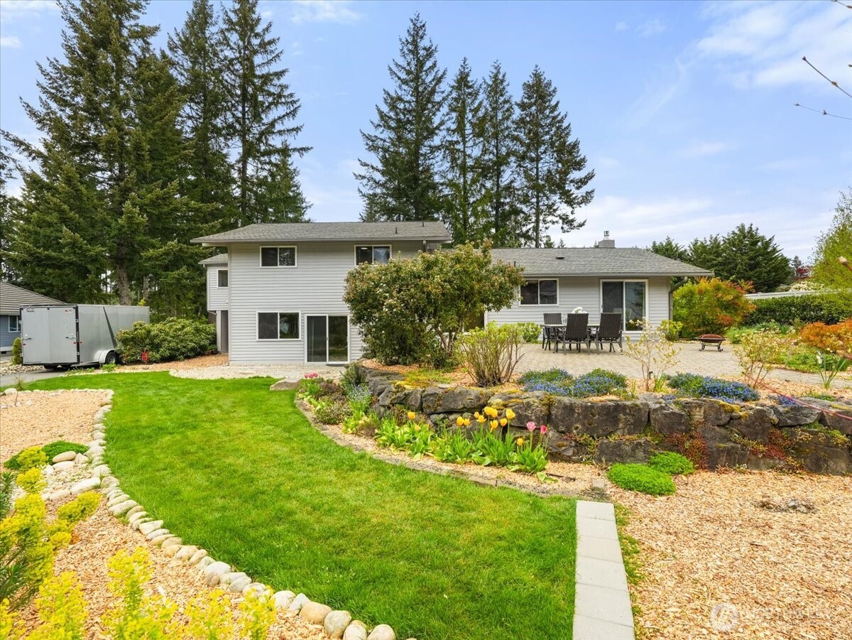 17649 SE 297th Place , Kent, WA 98042-5713