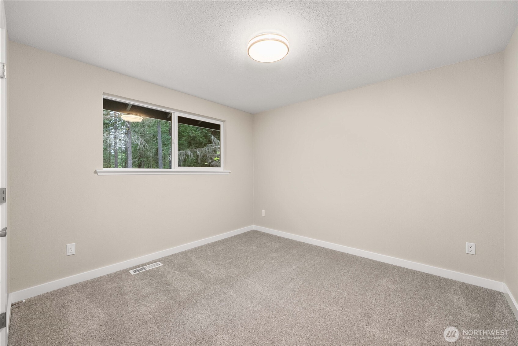 8518 58th Avenue NW, Gig Harbor, WA 98332