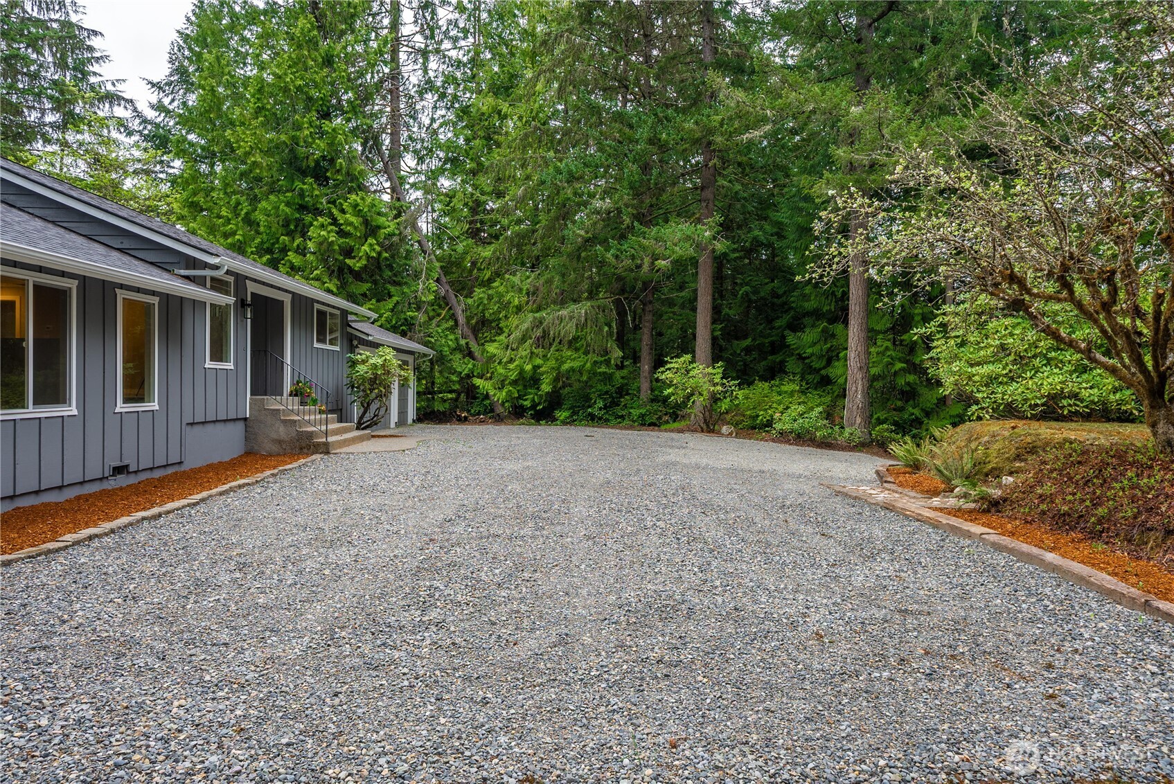 8518 58th Avenue NW, Gig Harbor, WA 98332