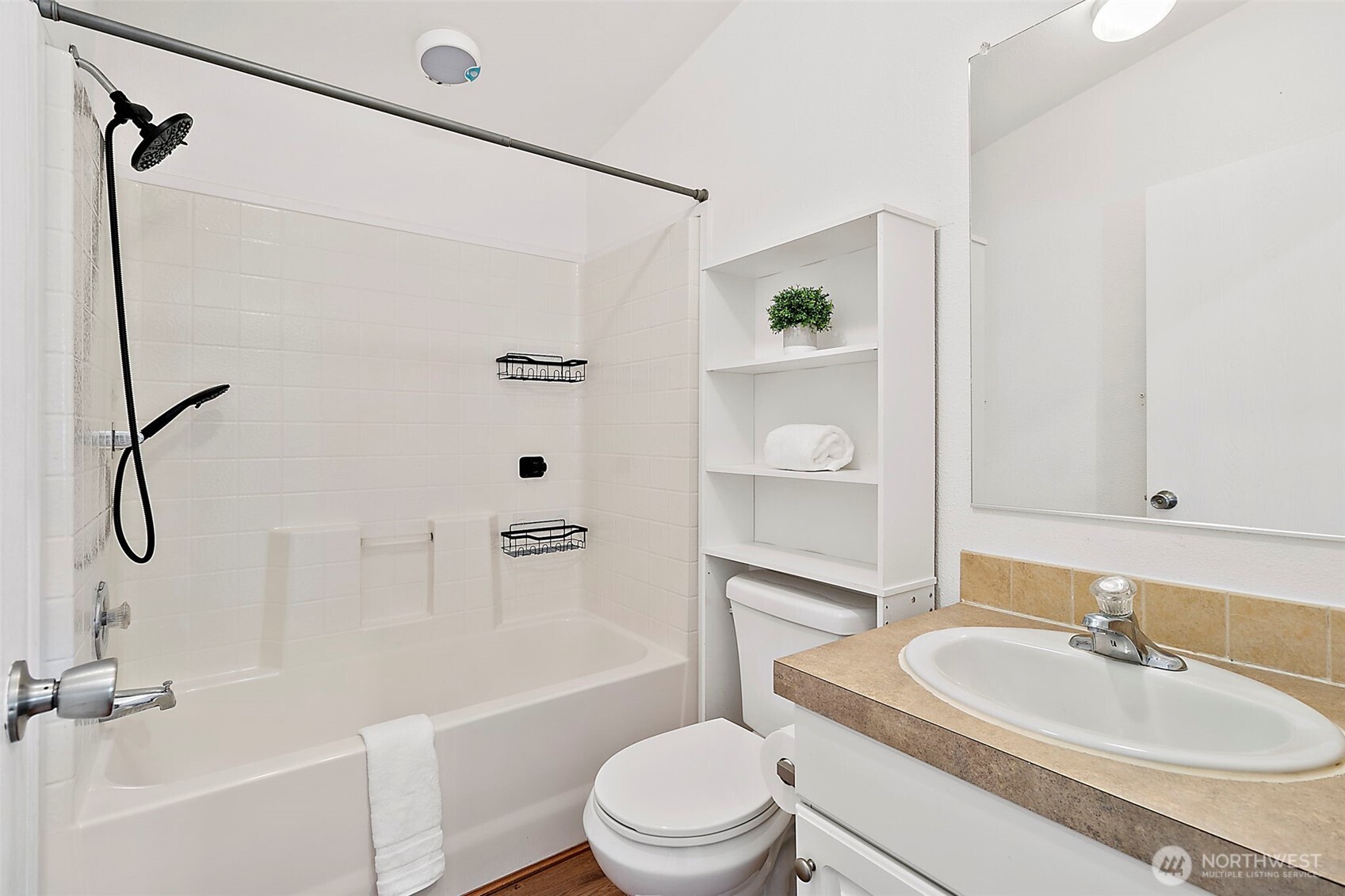 1720 Maple Lane Court #22, Kent, WA 98030