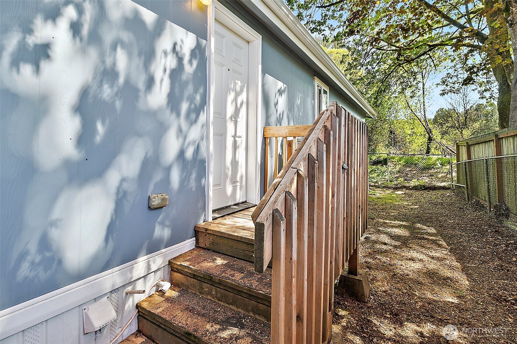 1720 Maple Lane Court #22, Kent, WA 98030