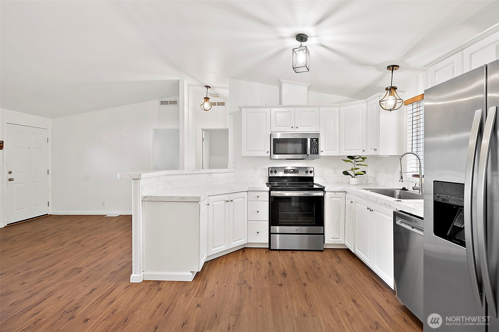1720 Maple Lane Court #22, Kent, WA 98030