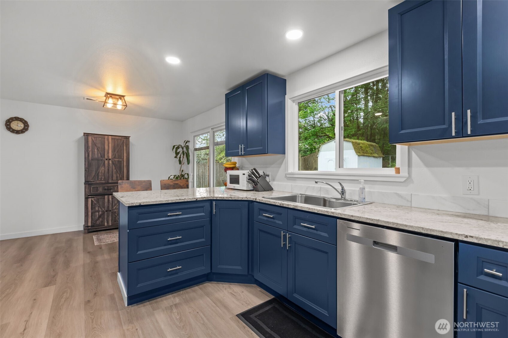 2335 SW 342nd Street , Federal Way, WA 98023