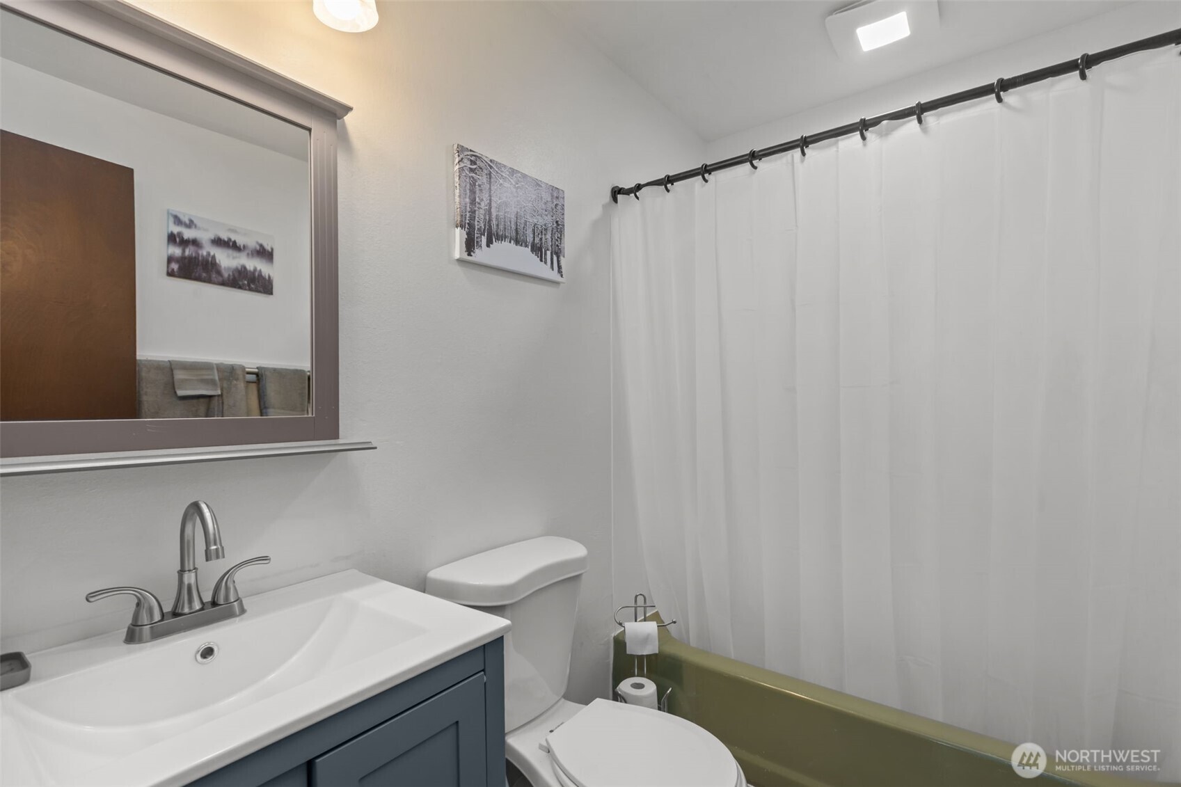 2335 SW 342nd Street , Federal Way, WA 98023