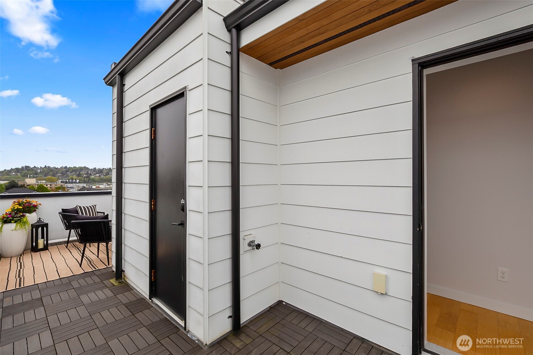 2440 NW 60th Street #B, Seattle, WA 98107