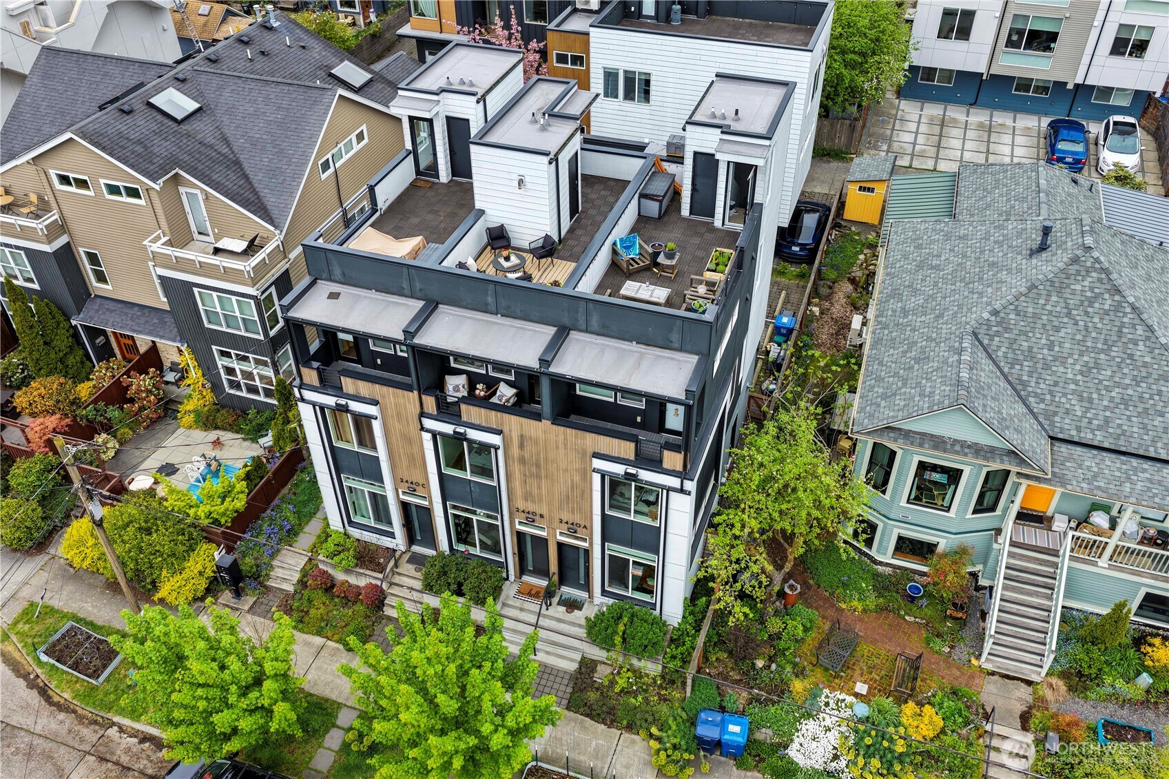 2440 NW 60th Street #B, Seattle, WA 98107