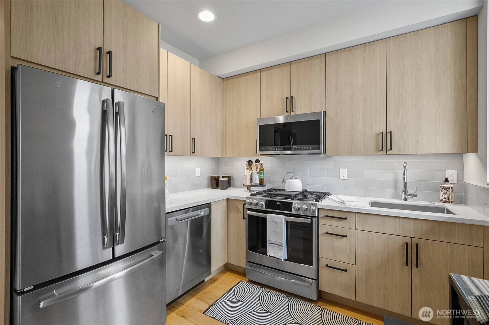 2440 NW 60th Street #B, Seattle, WA 98107