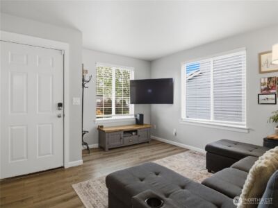 2214 179th Street Ct E, Tacoma, WA 98445 - Photo 3