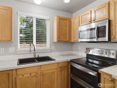 2214 179th Street Ct E, Tacoma, WA 98445 - Photo 8