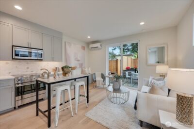 13540 39th Avenue NE #A, Seattle, WA 98125 - Photo 3