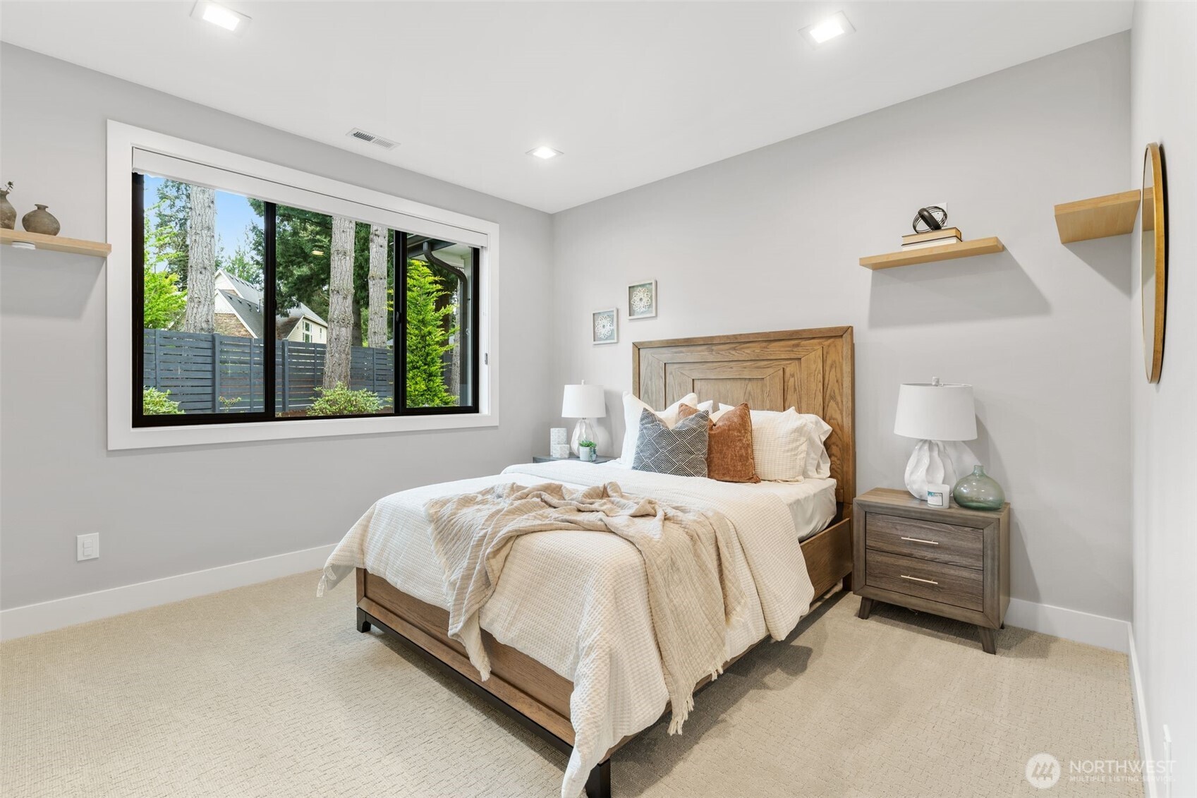 12608 NE 30th Street , Bellevue, WA 98005