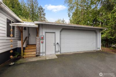 18405 SE 162nd Street , Renton, WA 98058 - Photo 2