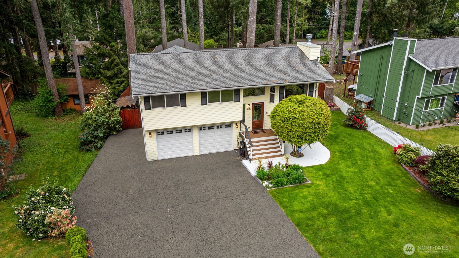3485 NW This A Way Rd , Bremerton, WA 98312