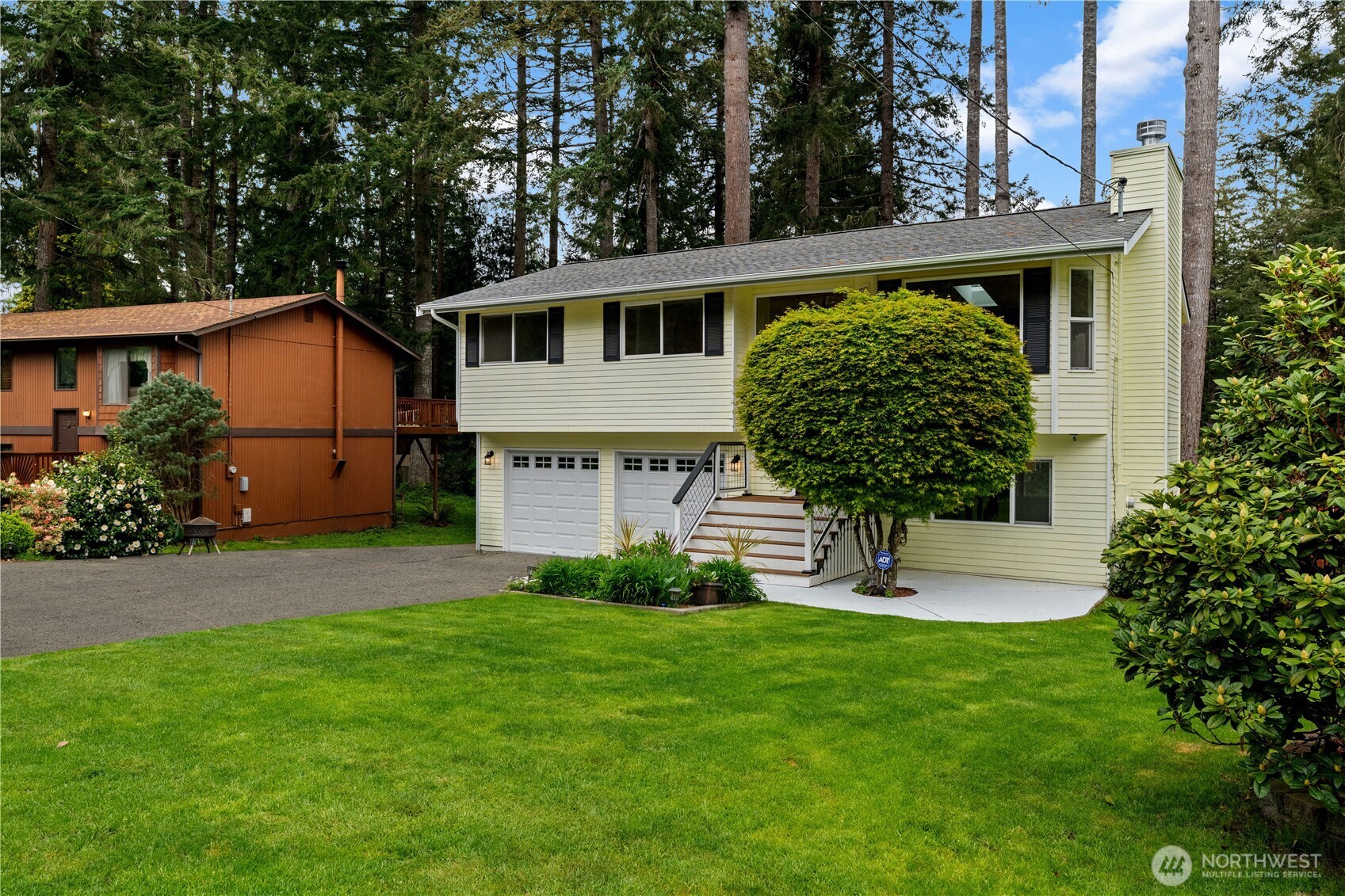 3485 NW This A Way Rd , Bremerton, WA 98312