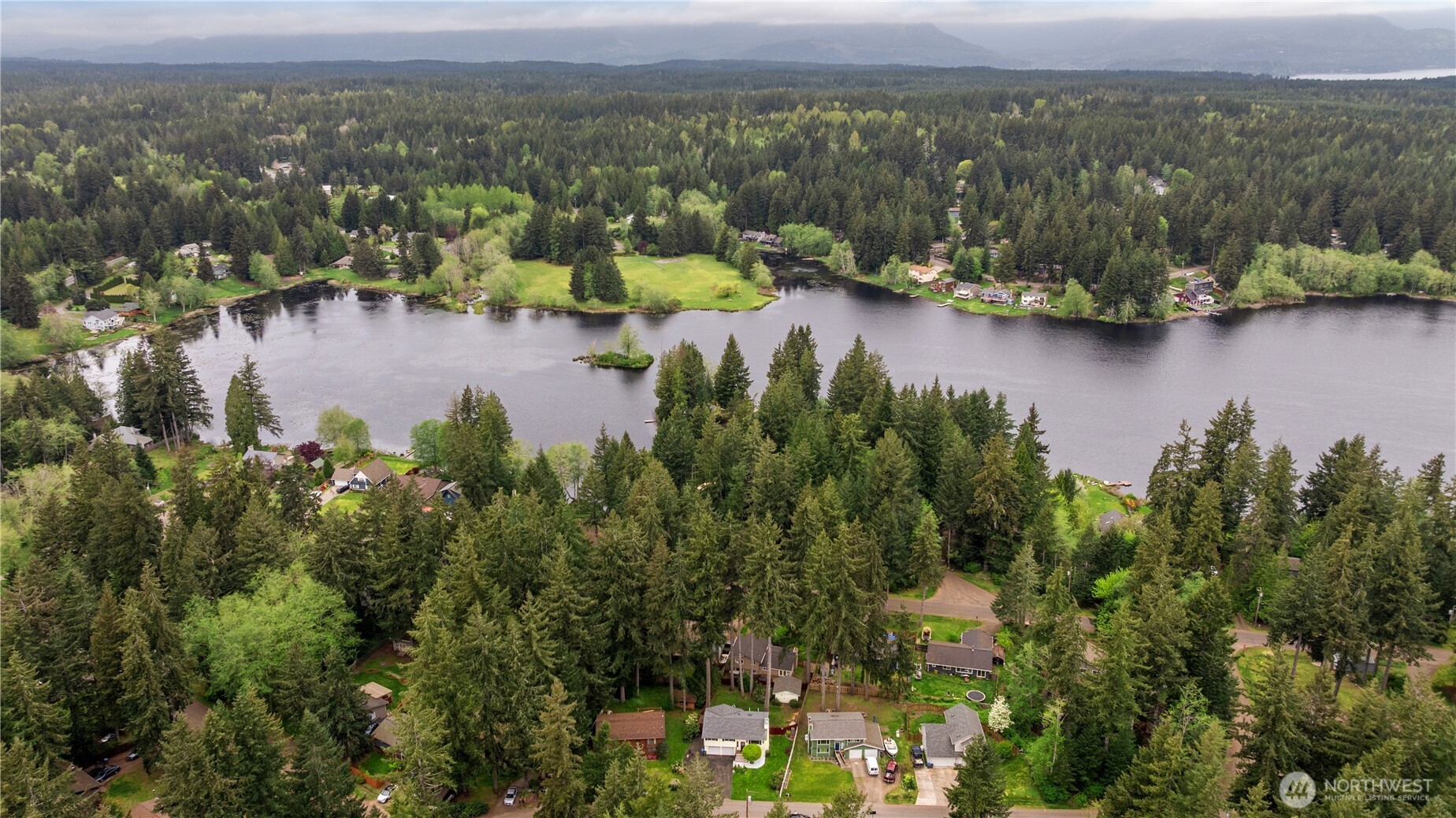 3485 NW This A Way Rd , Bremerton, WA 98312