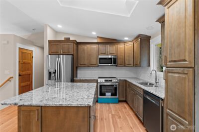 3485 NW This A Way Rd , Bremerton, WA 98312 - Photo 11