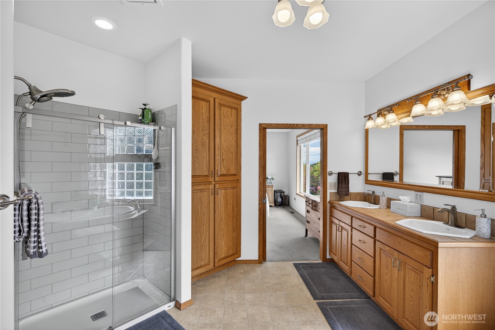1019 Haddon Road , Anacortes, WA 98221