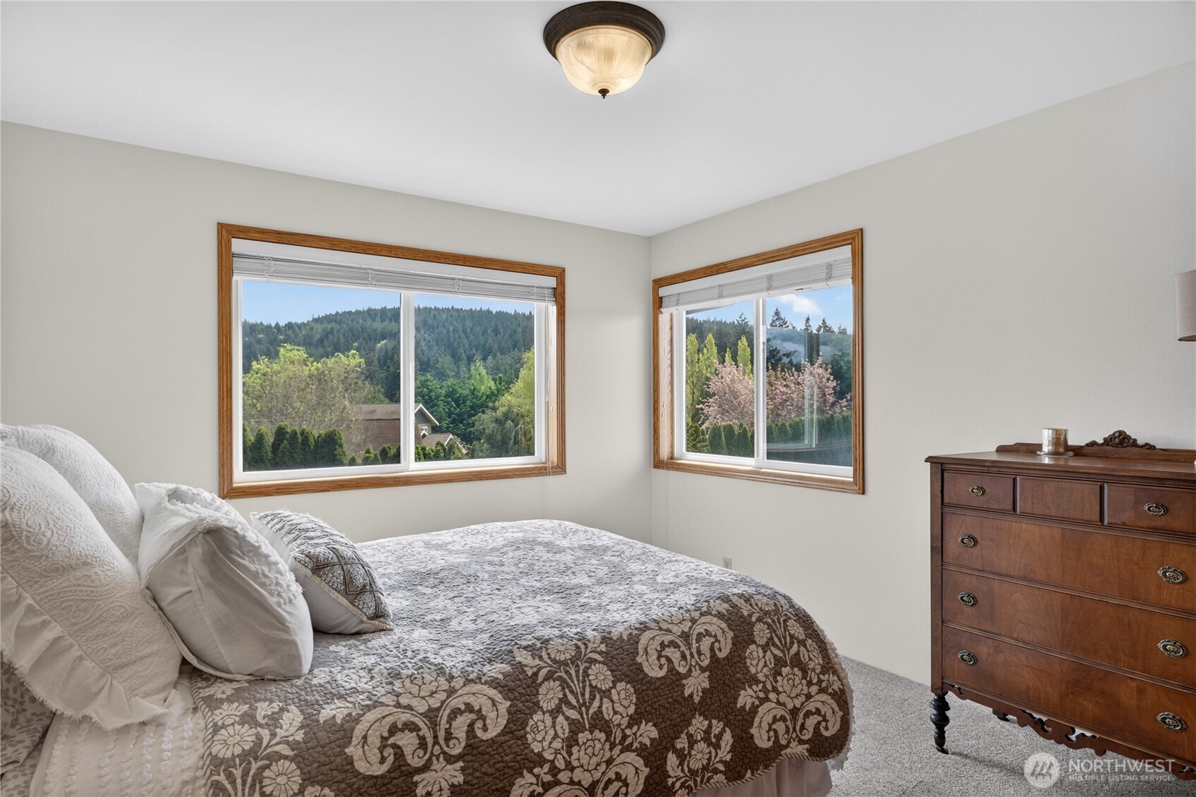 1019 Haddon Road , Anacortes, WA 98221
