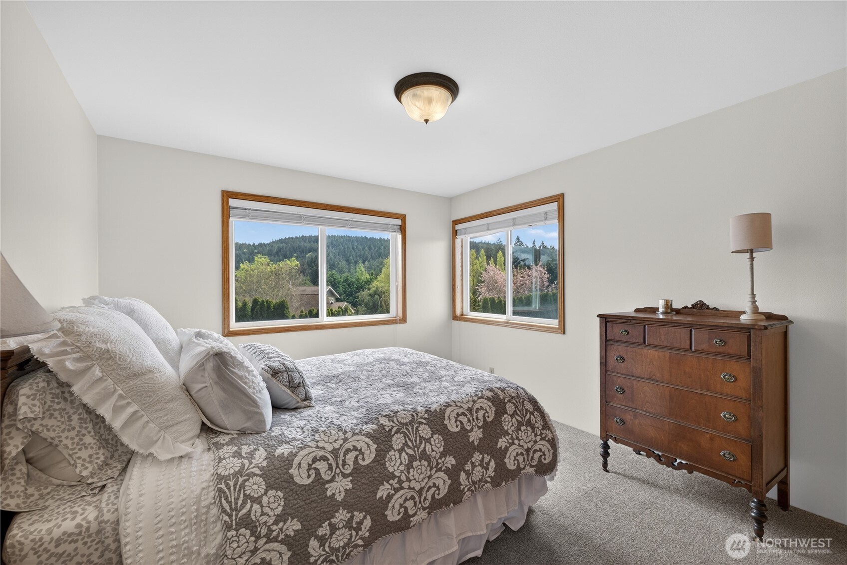 1019 Haddon Road , Anacortes, WA 98221