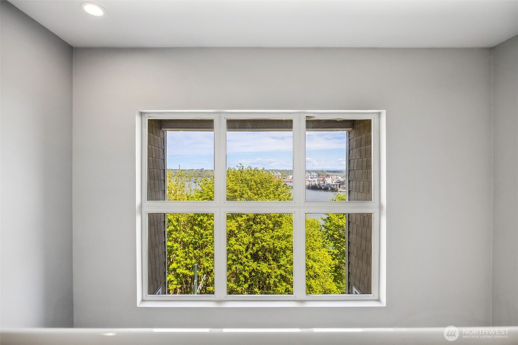 1 Broadway #302, Tacoma, WA 98402